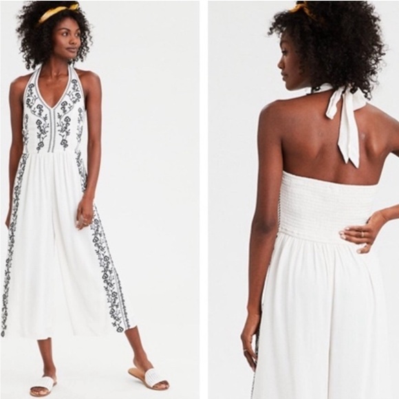 American Eagle Outfitters Halter Neck Embroidered Cropped Jumpsuit Size XS - Picture 1 of 13